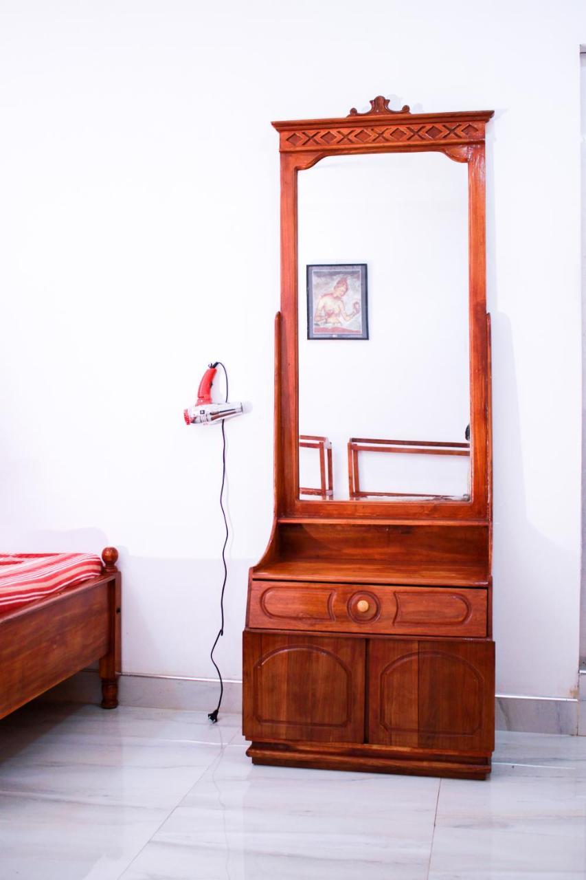 Friends Home Kudapaduwa ภายนอก รูปภาพ